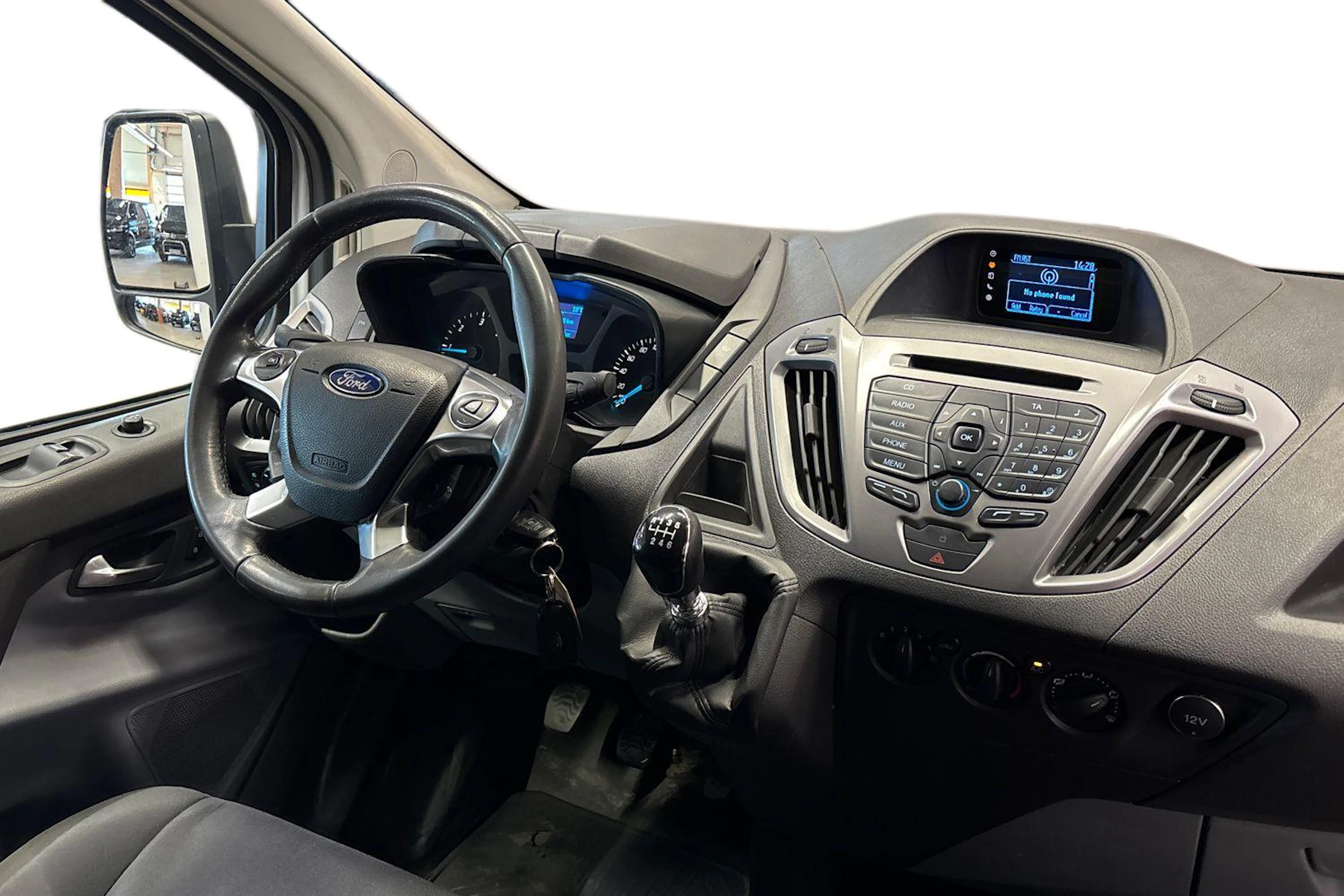 valkoinen Ford Transit Custom 2015 kuva 9.