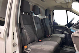 valkoinen Ford Transit Custom 2015 kuva 11.