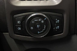 valkoinen Ford Transit Custom 2015 kuva 15.