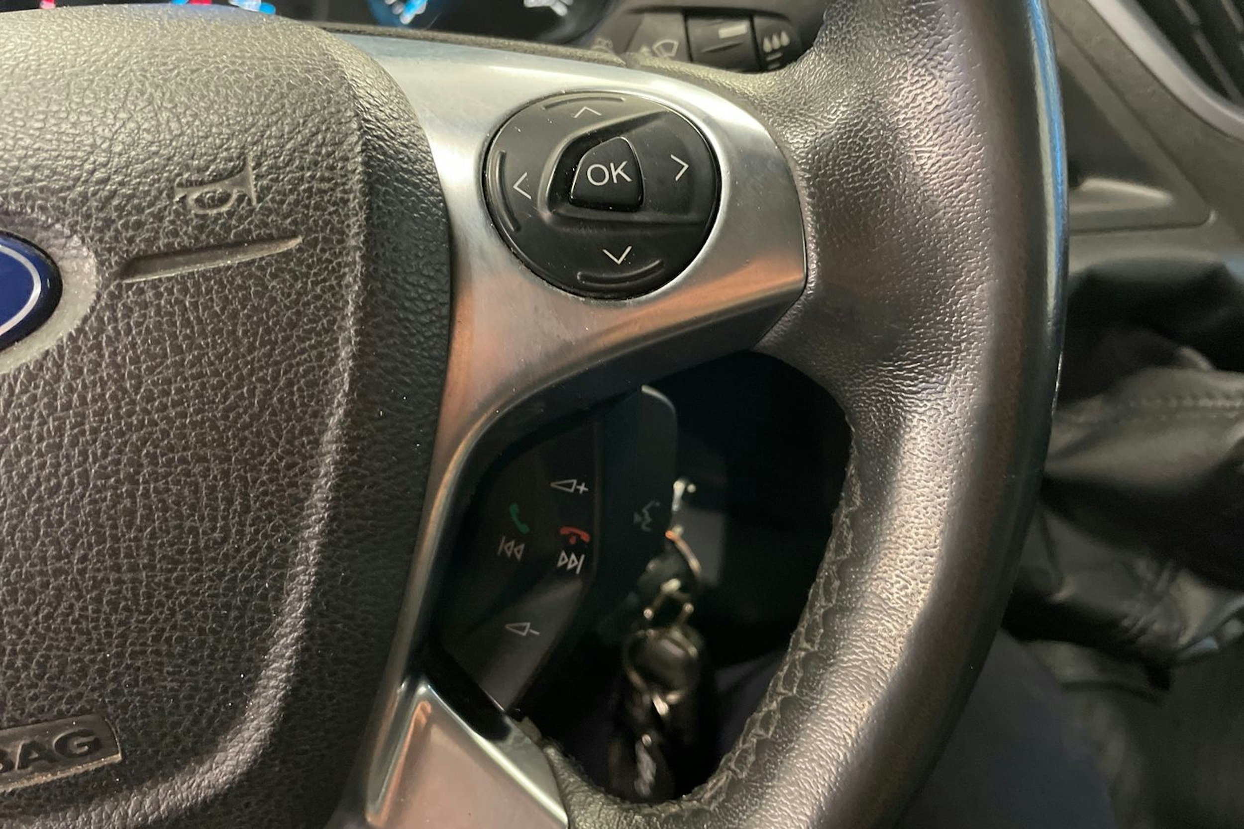 harmaa Ford Transit Custom 2015 kuva 13.