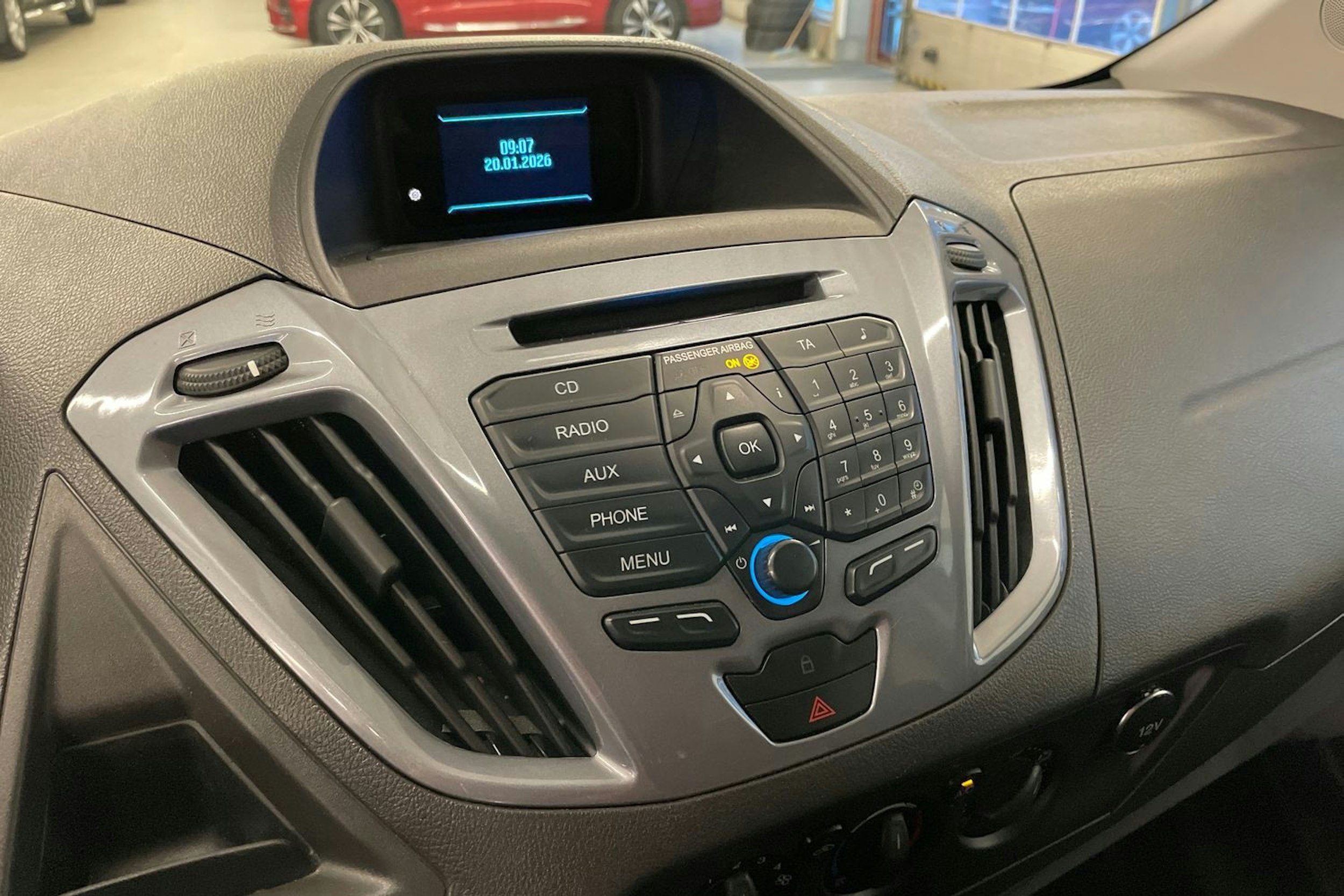 harmaa Ford Transit Custom 2015 kuva 15.