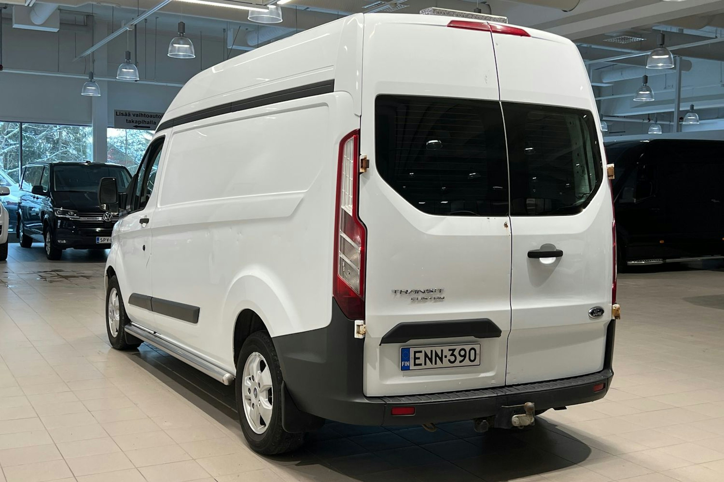 Valkoinen Ford Transit Custom 2015 kuva 18.