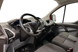 punainen Ford Transit Custom 2015 kuva 6.