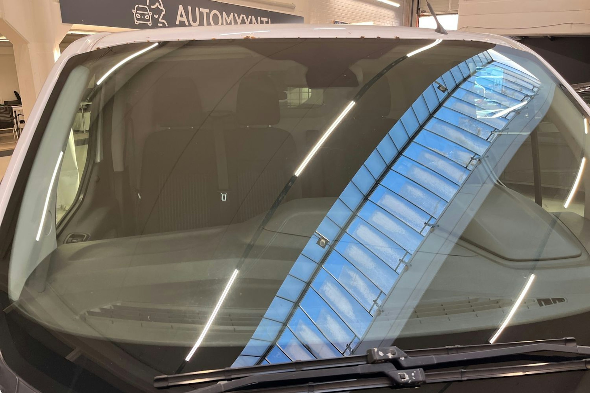 valkoinen Ford Transit Custom 2015 kuva 22.