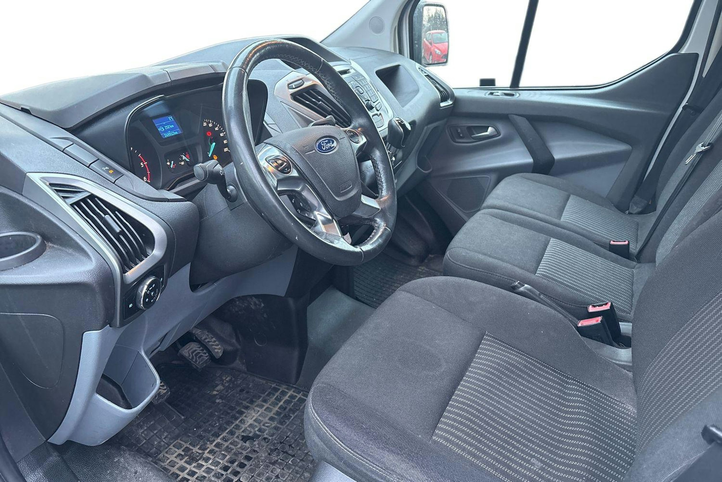 valkoinen Ford Transit Custom 2015 kuva 3.