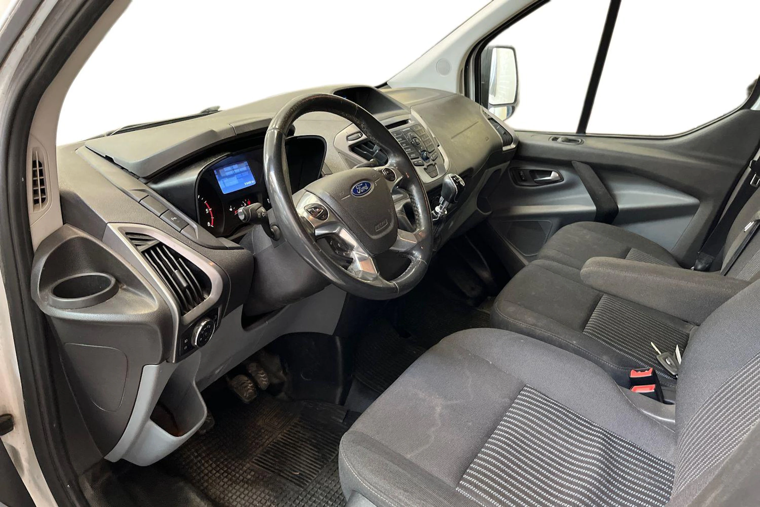 valkoinen Ford Transit Custom 2015 kuva 3.