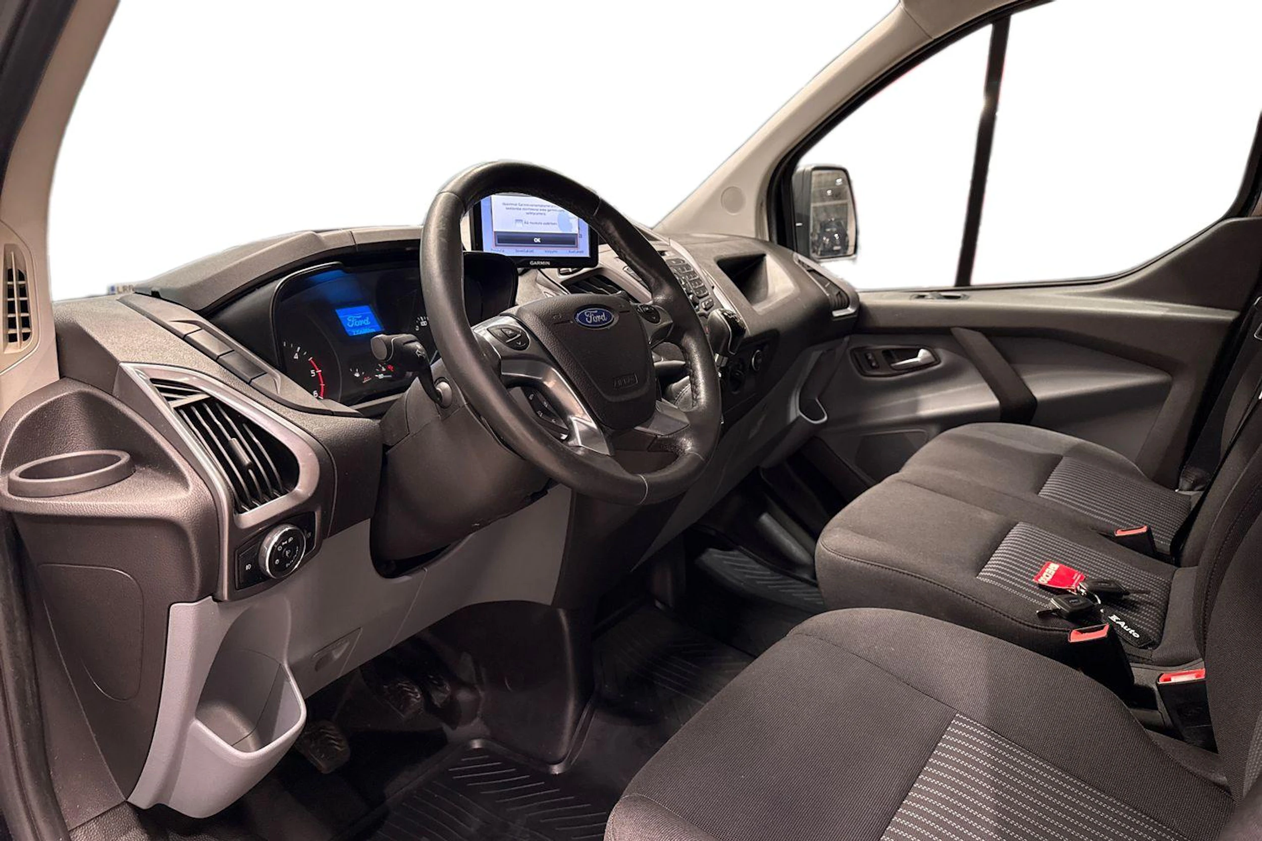 musta Ford Transit Custom 2015 kuva 8.