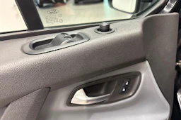 musta Ford Transit Custom 2015 kuva 22.