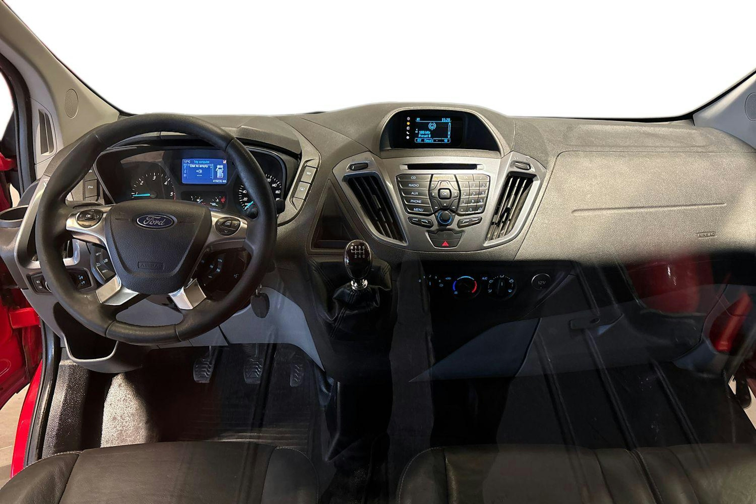 Punainen Ford Transit Custom 2015 kuva 9.