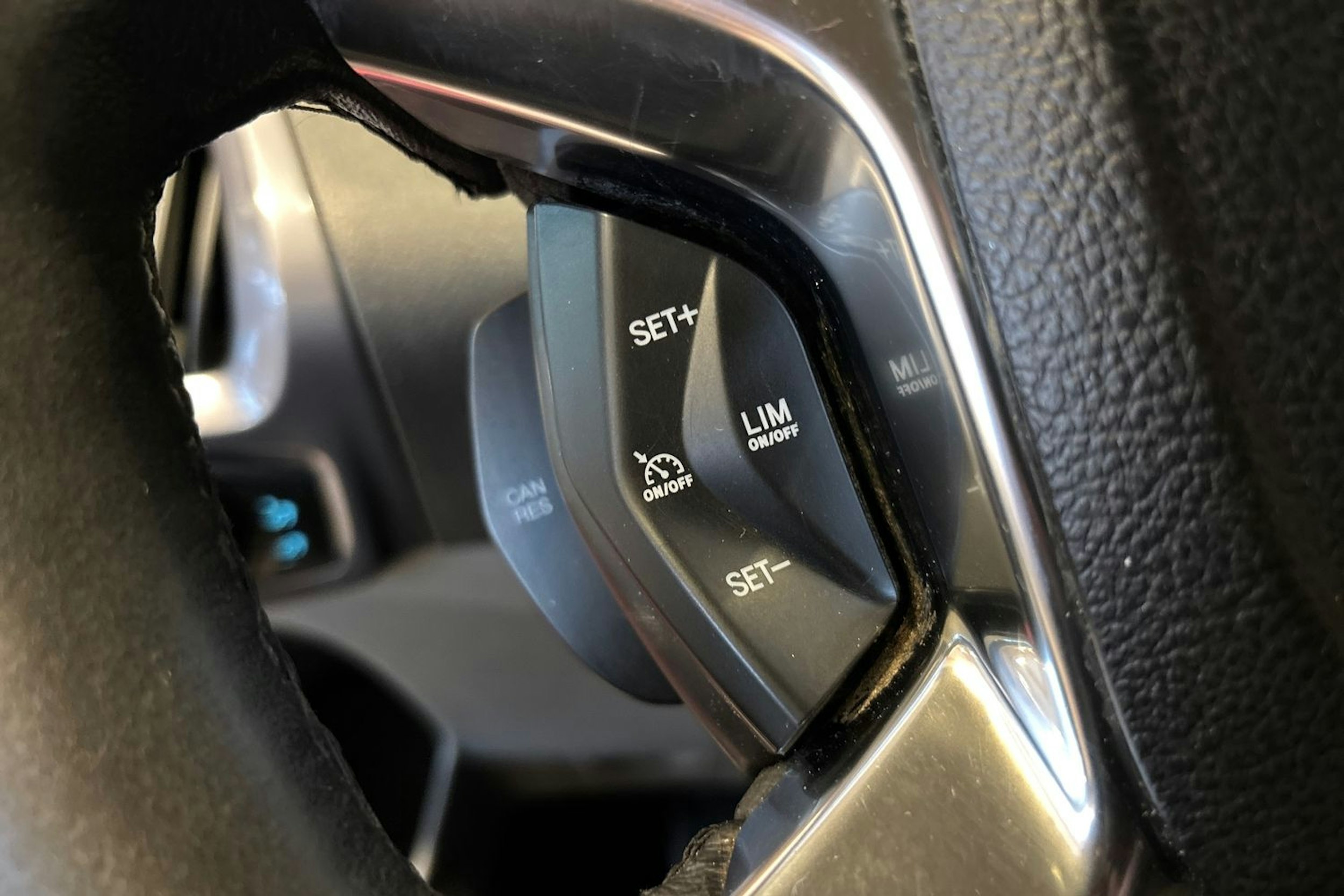 Punainen Ford Transit Custom 2015 kuva 17.