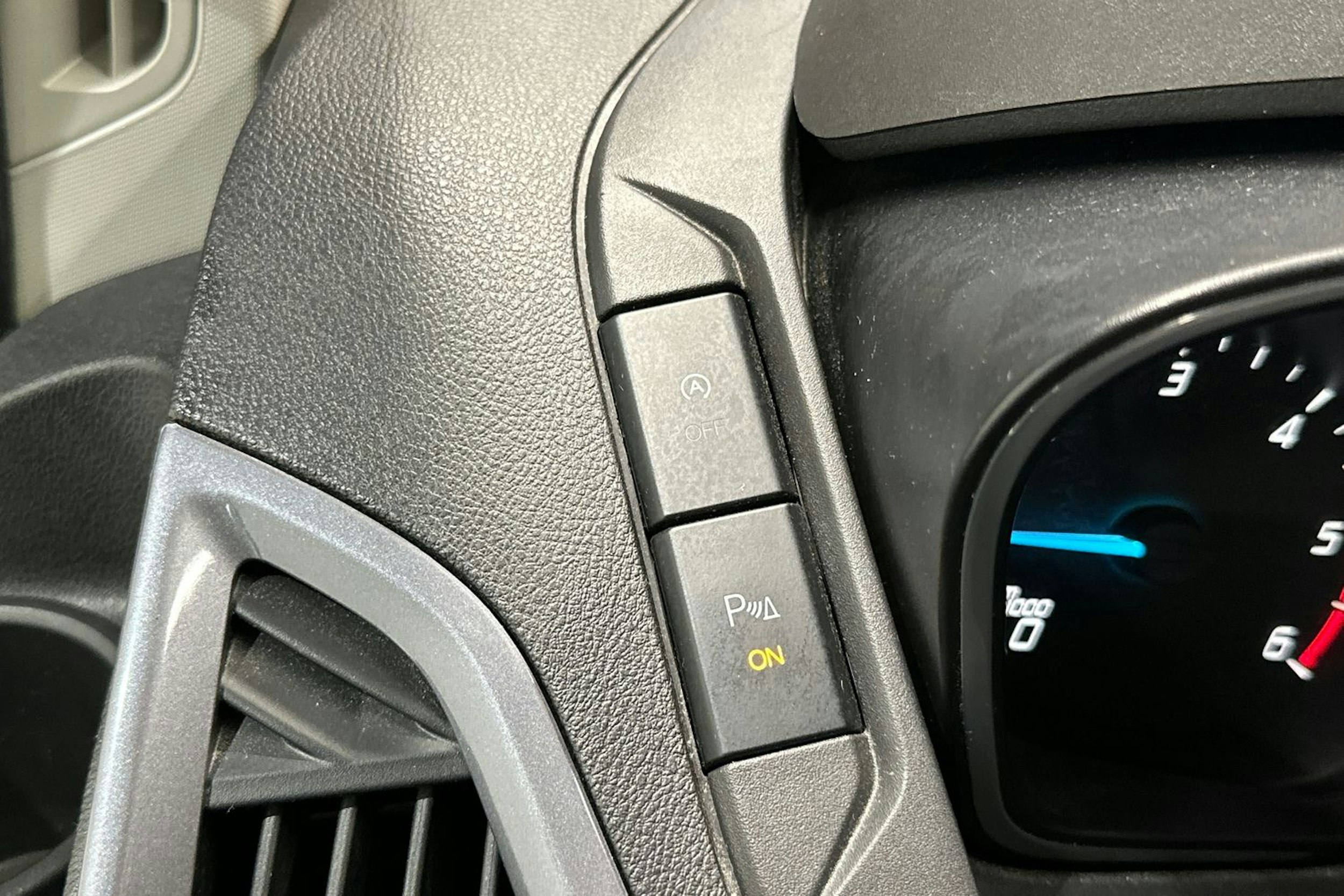 valkoinen Ford Transit Custom 2016 kuva 20.