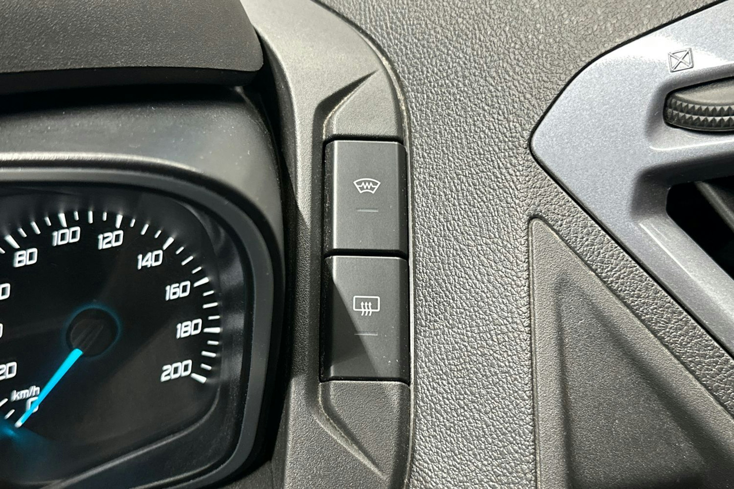 valkoinen Ford Transit Custom 2016 kuva 21.