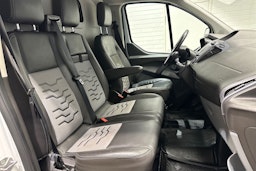valkoinen Ford Transit Custom 2016 kuva 25.