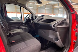 punainen Ford Transit Custom 2016 kuva 12.