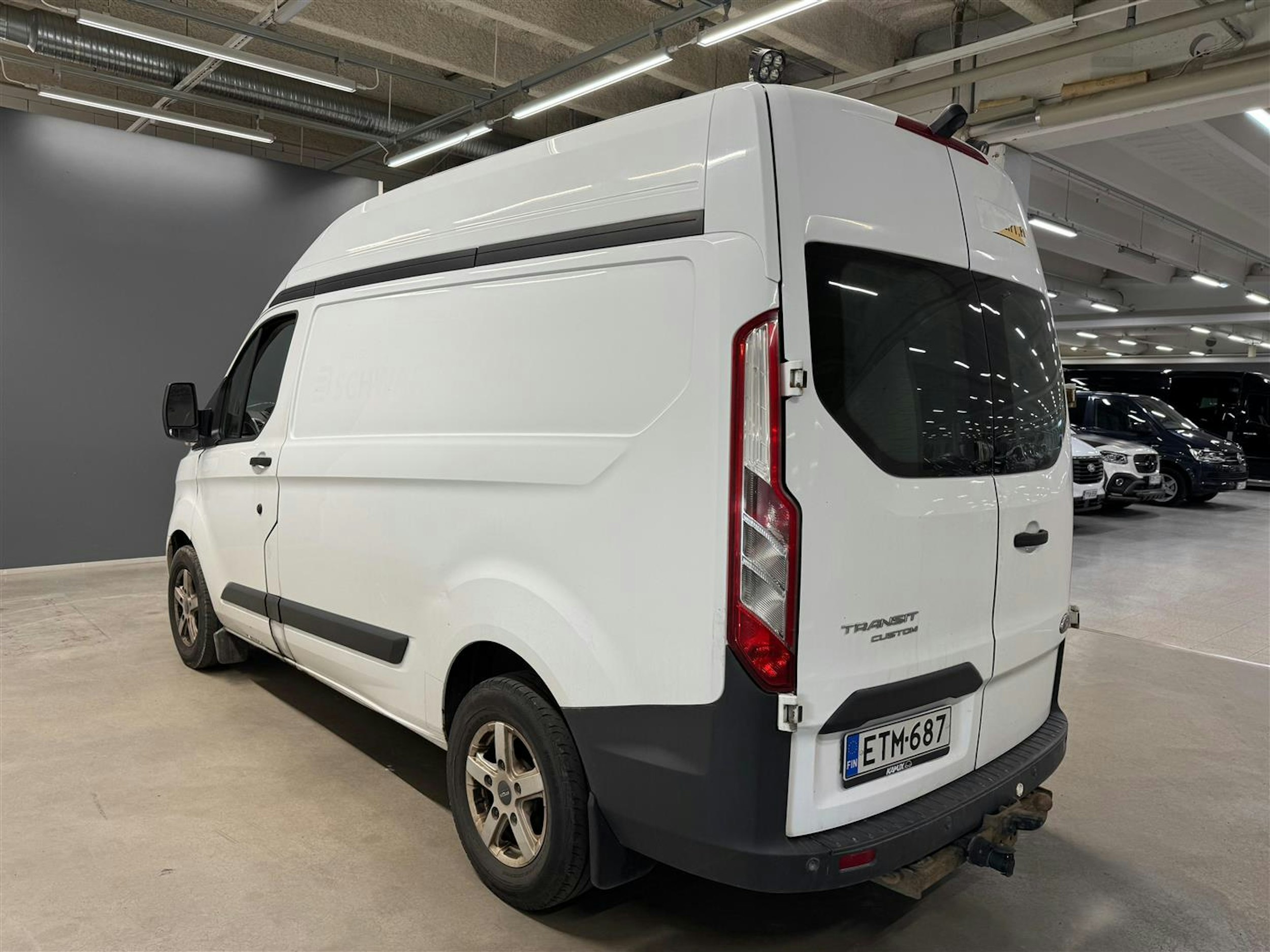 Valkoinen Ford Transit Custom 2016 kuva 4.