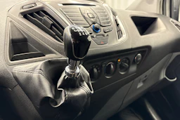valkoinen Ford Transit Custom 2016 kuva 15.