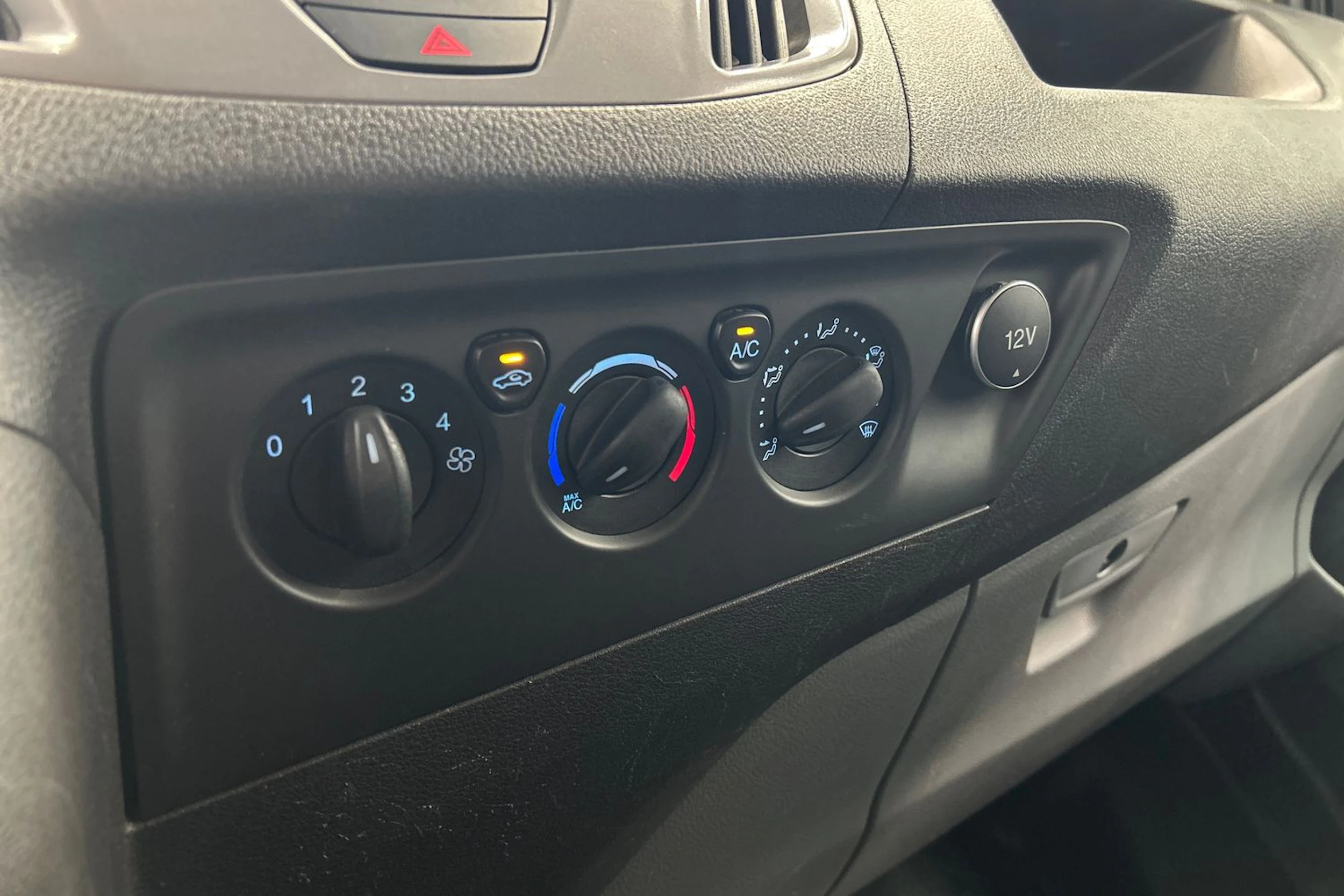 harmaa Ford Transit Custom 2016 kuva 19.