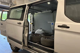 harmaa Ford Transit Custom 2016 kuva 11.