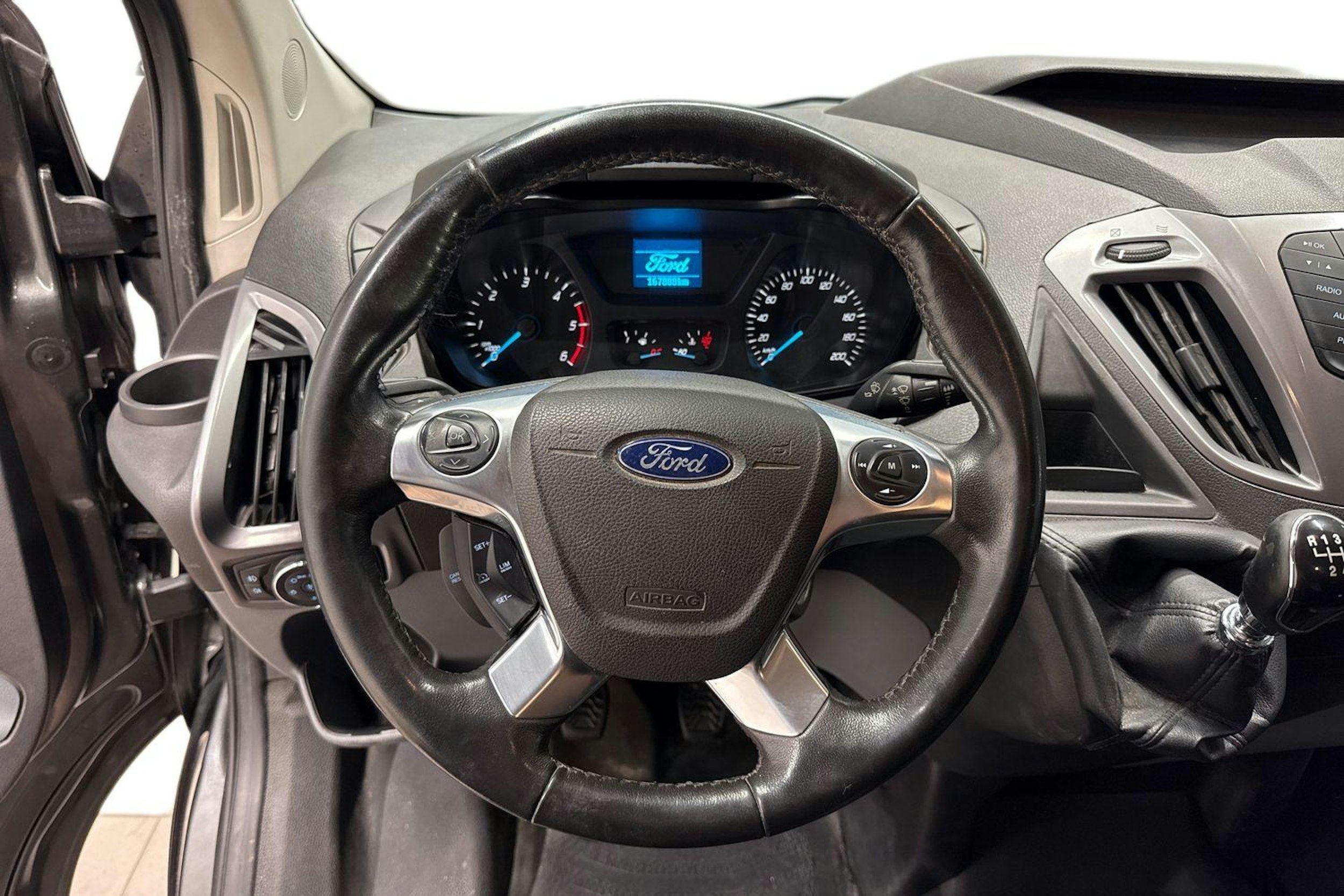 harmaa Ford Transit Custom 2016 kuva 9.