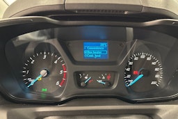 Punainen Ford Transit Custom 2016 kuva 19.