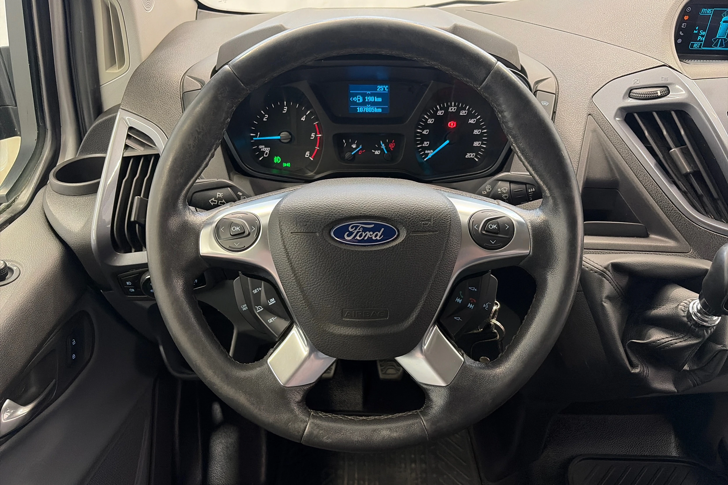 harmaa Ford Transit Custom 2016 kuva 7.