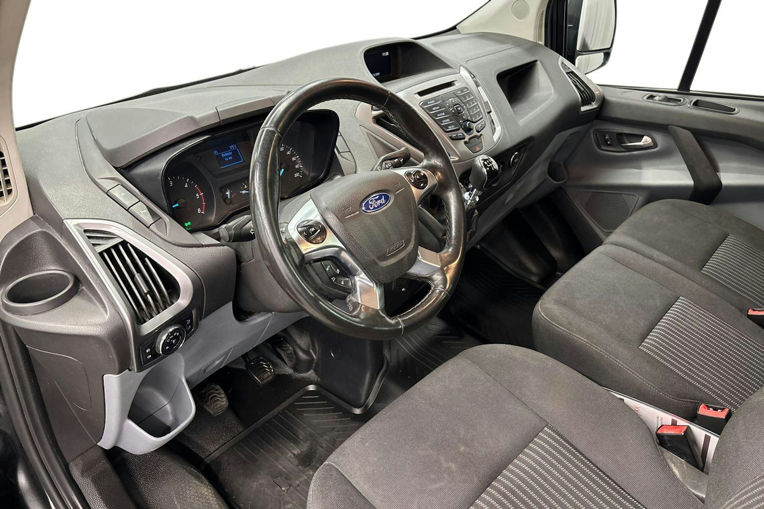 harmaa Ford Transit Custom 2017 kuva 8.