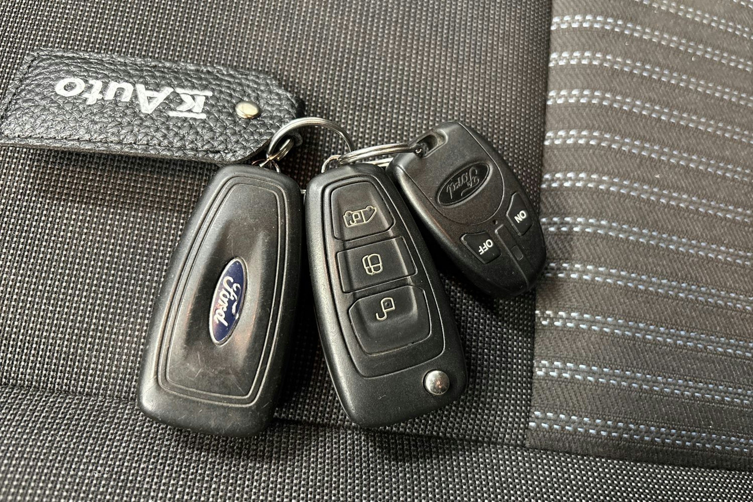 harmaa Ford Transit Custom 2017 kuva 28.