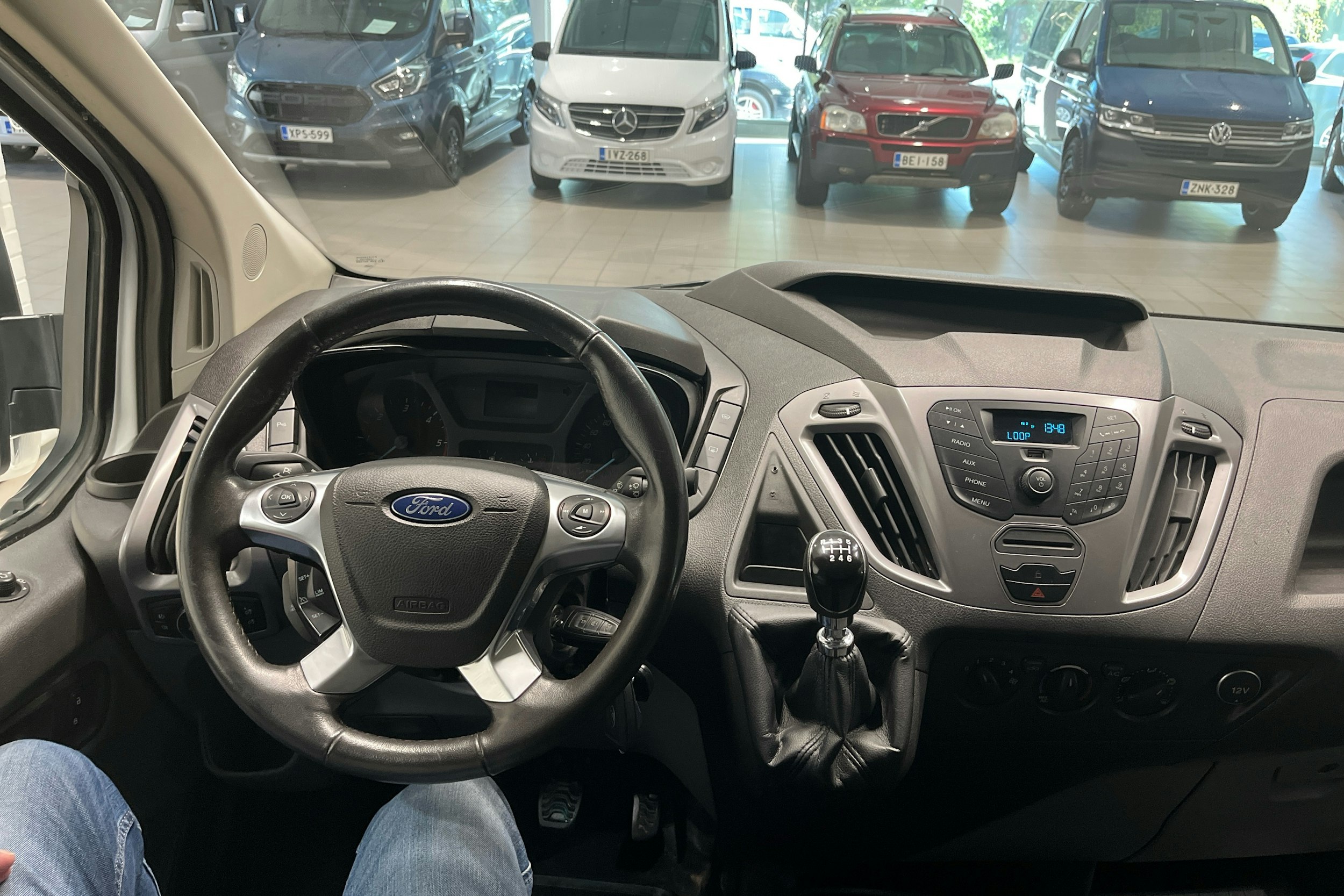 Valkoinen Ford Transit Custom 2017 kuva 7.