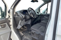 valkoinen Ford Transit Custom 2017 kuva 3.