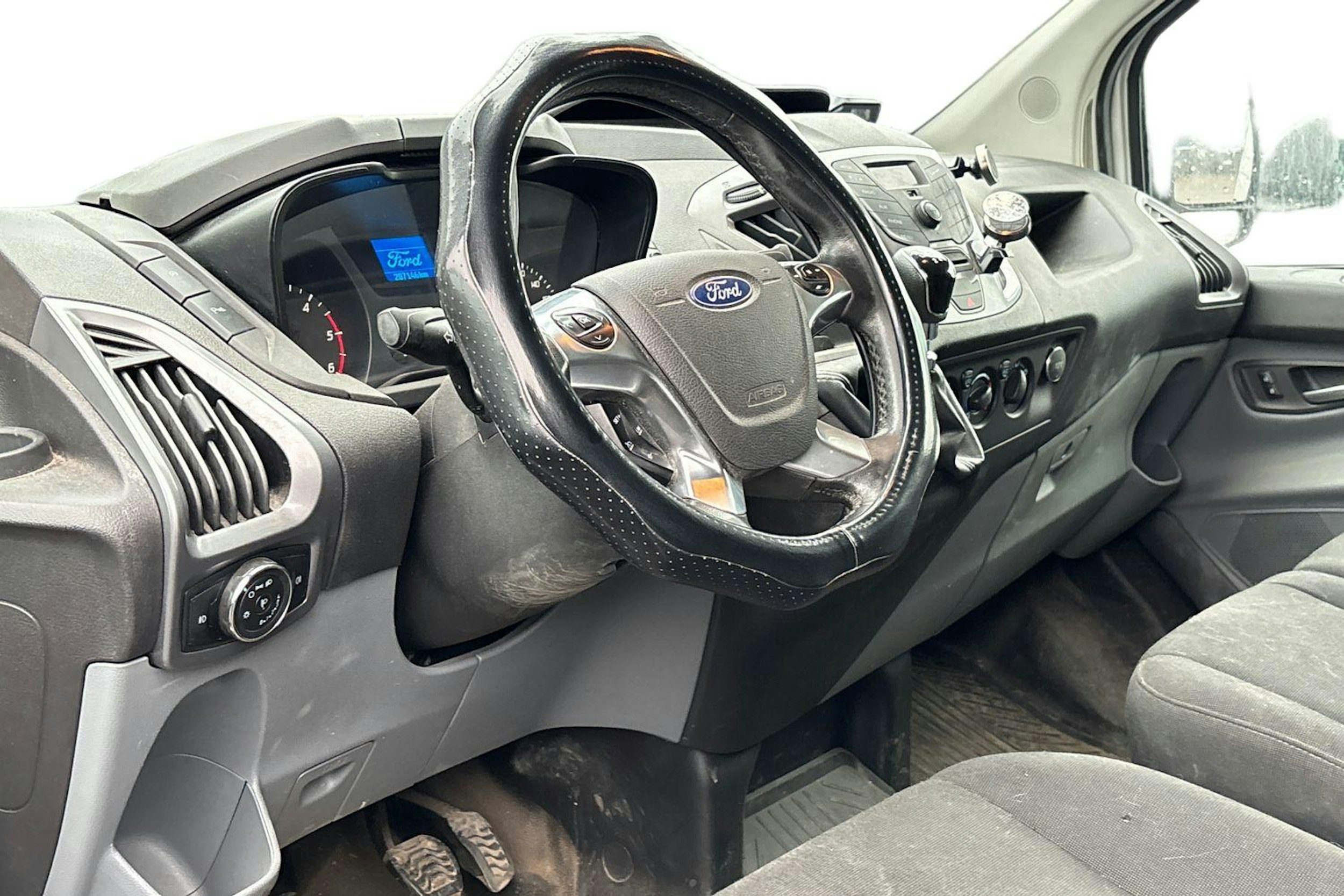 valkoinen Ford Transit Custom 2017 kuva 3.