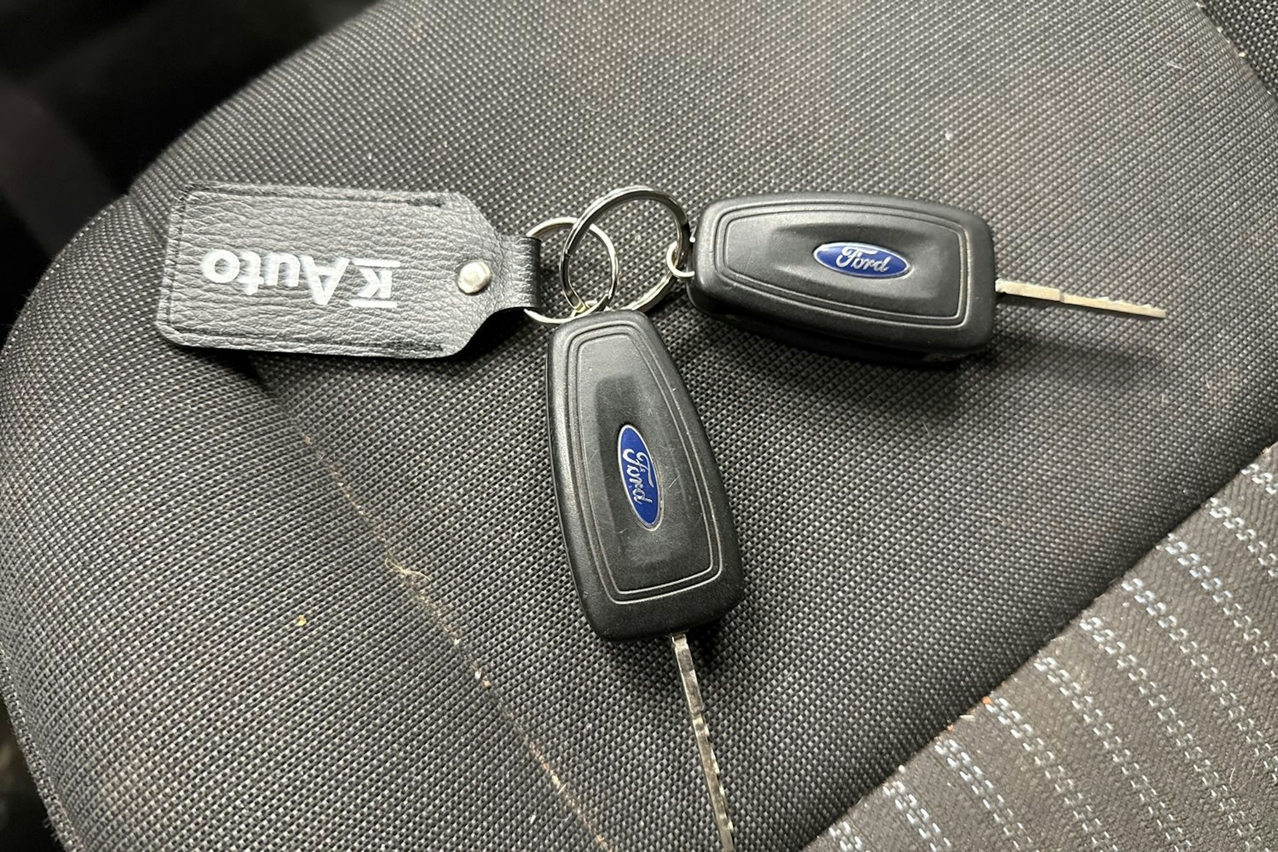 met. hopea Ford Transit Custom 2017 kuva 26.