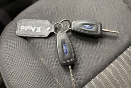 met. hopea Ford Transit Custom 2017 kuva 26.