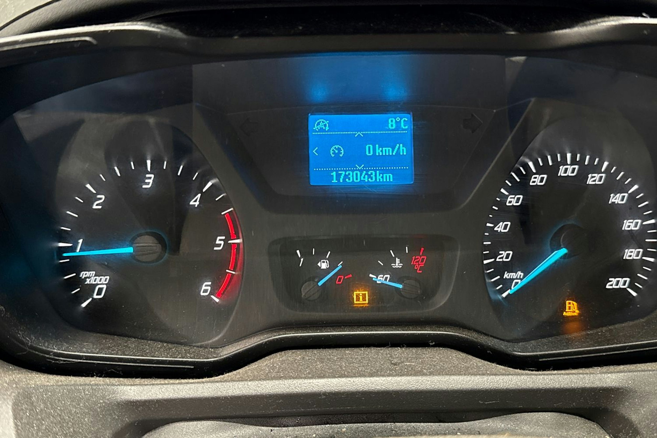 met. hopea Ford Transit Custom 2017 kuva 31.