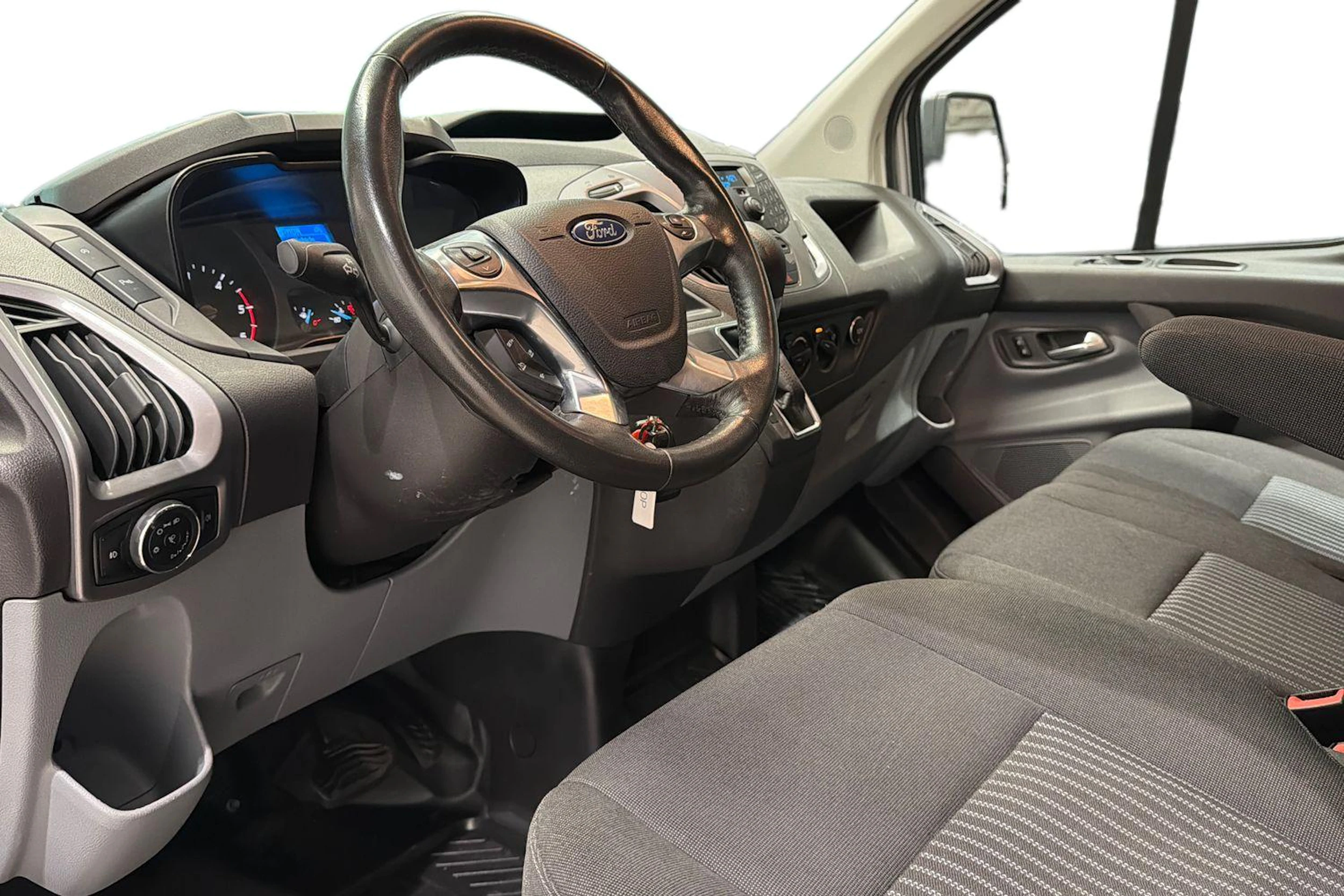 Harmaa Ford Transit Custom 2017 kuva 8.
