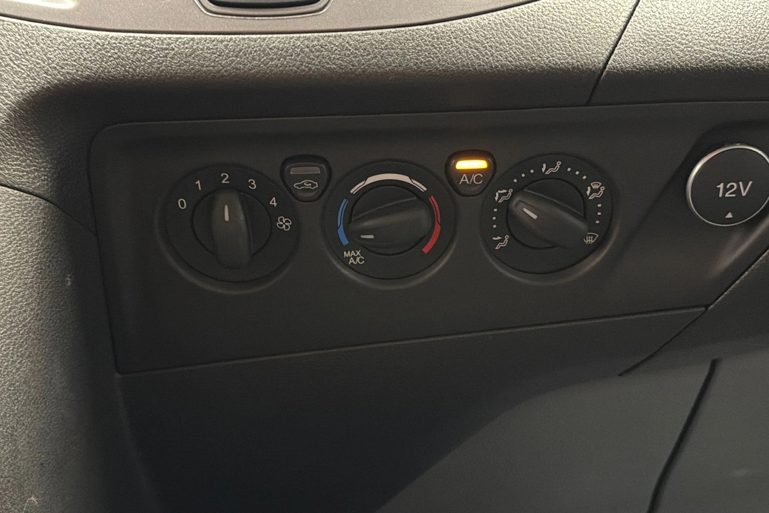 Harmaa Ford Transit Custom 2017 kuva 20.