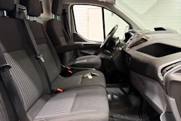 Harmaa Ford Transit Custom 2017 kuva 24.