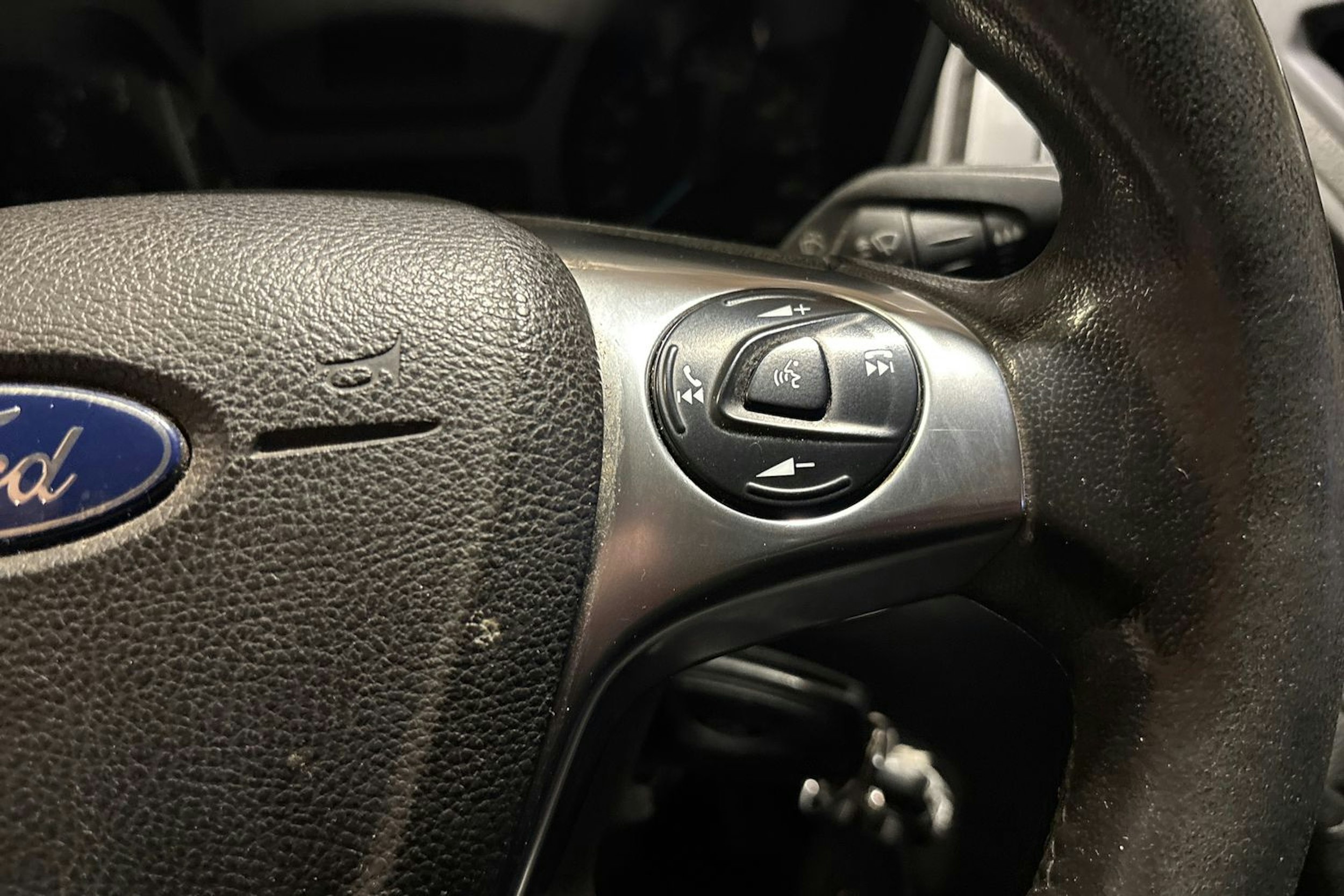 Harmaa Ford Transit Custom 2017 kuva 22.