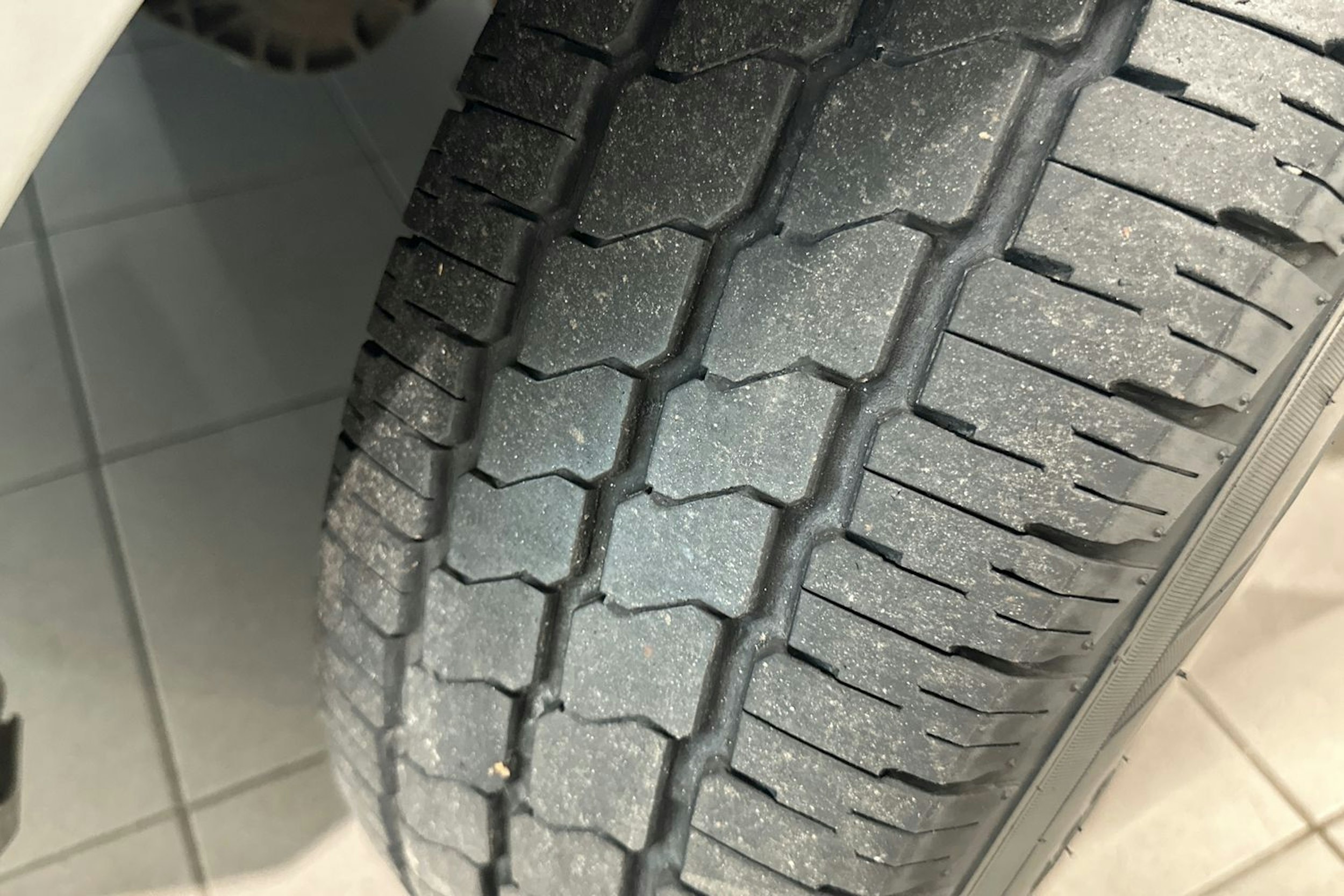 Harmaa Ford Transit Custom 2017 kuva 13.