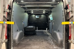 Harmaa Ford Transit Custom 2017 kuva 31.