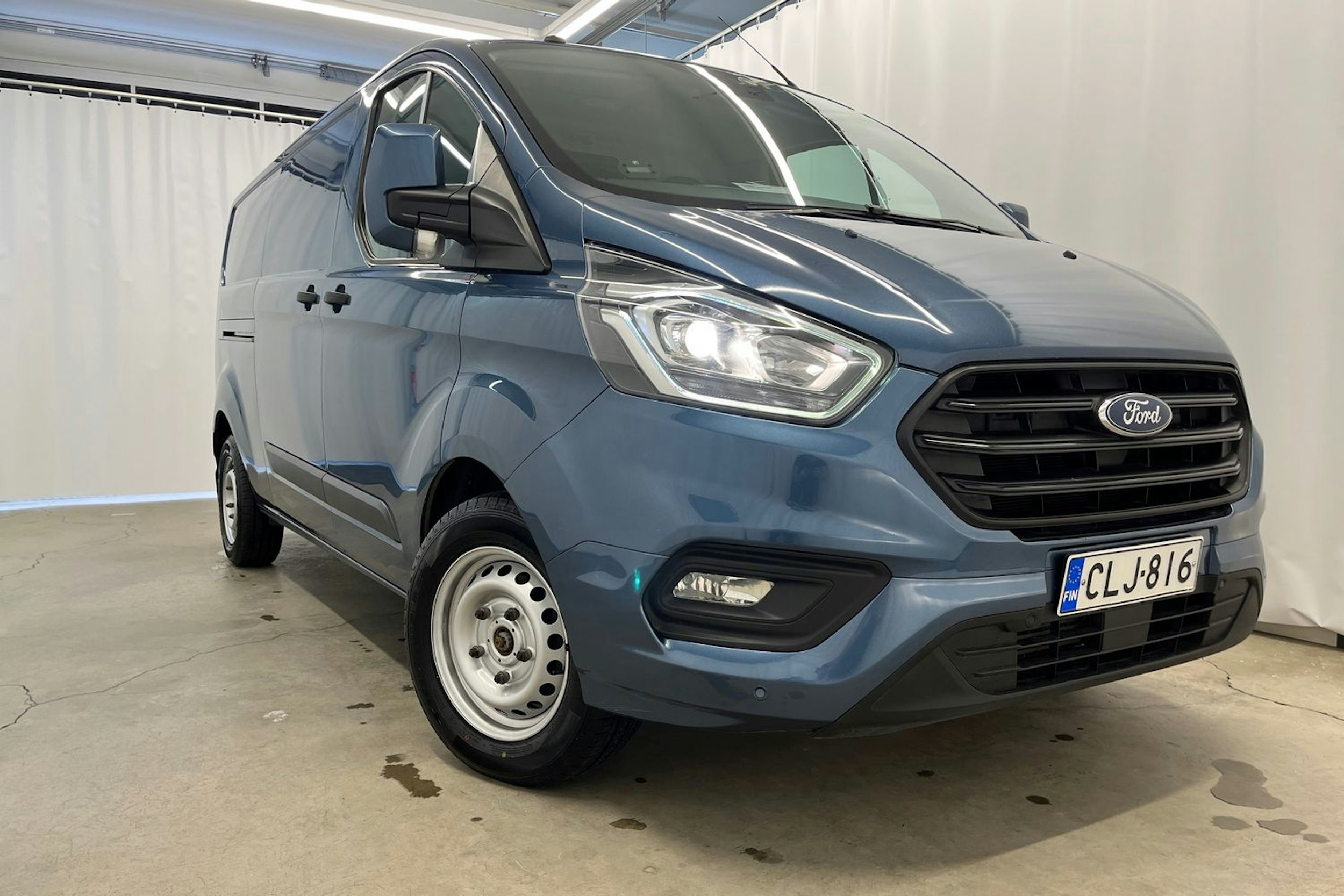 Sininen Ford Transit Custom 2018 kuva 29.