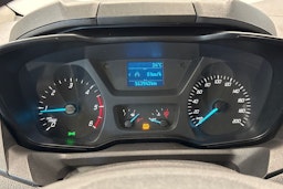 valkoinen Ford Transit Custom 2018 kuva 13.