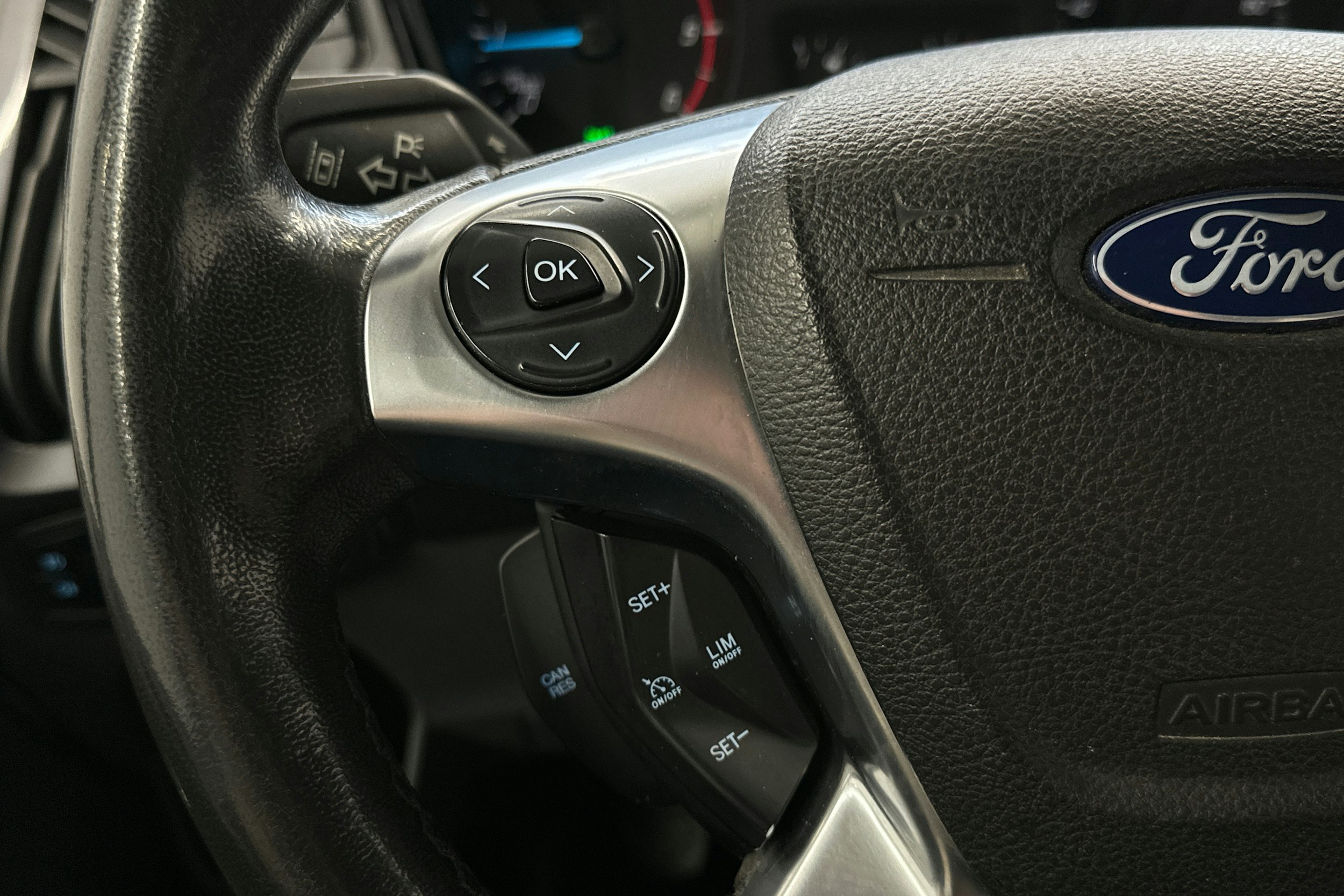 musta Ford Transit Custom 2018 kuva 10.