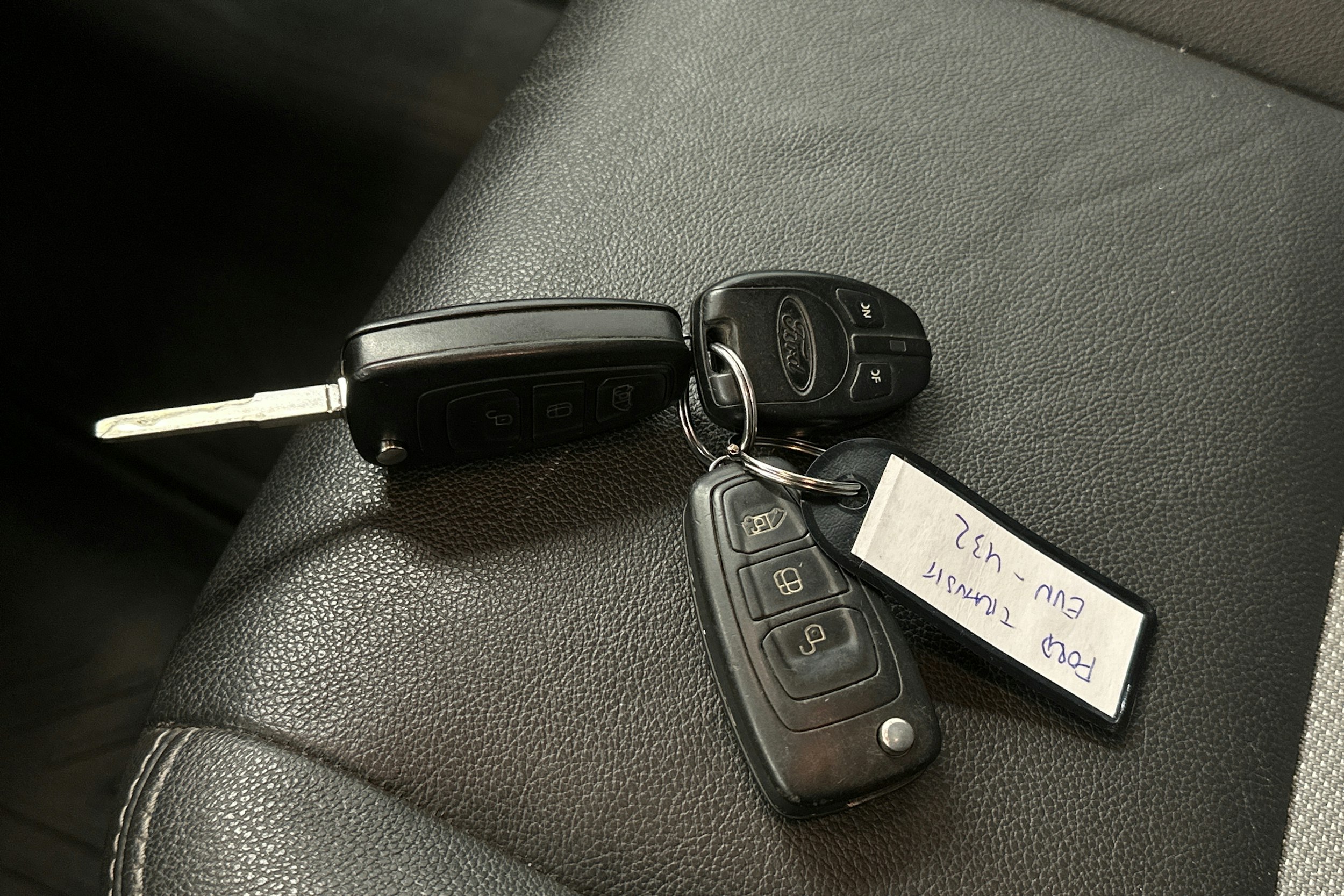 musta Ford Transit Custom 2018 kuva 19.