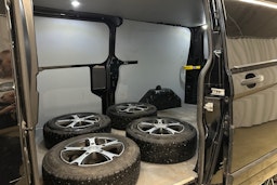 musta Ford Transit Custom 2018 kuva 20.