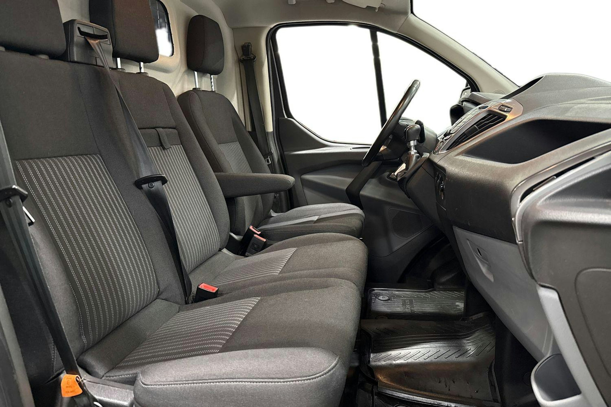 harmaa Ford Transit Custom 2018 kuva 8.