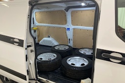 valkoinen Ford Transit Custom 2018 kuva 20.