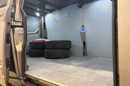 harmaa Ford Transit Custom 2018 kuva 20.