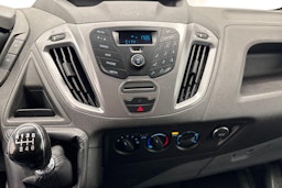 sininen Ford Transit Custom 2018 kuva 9.