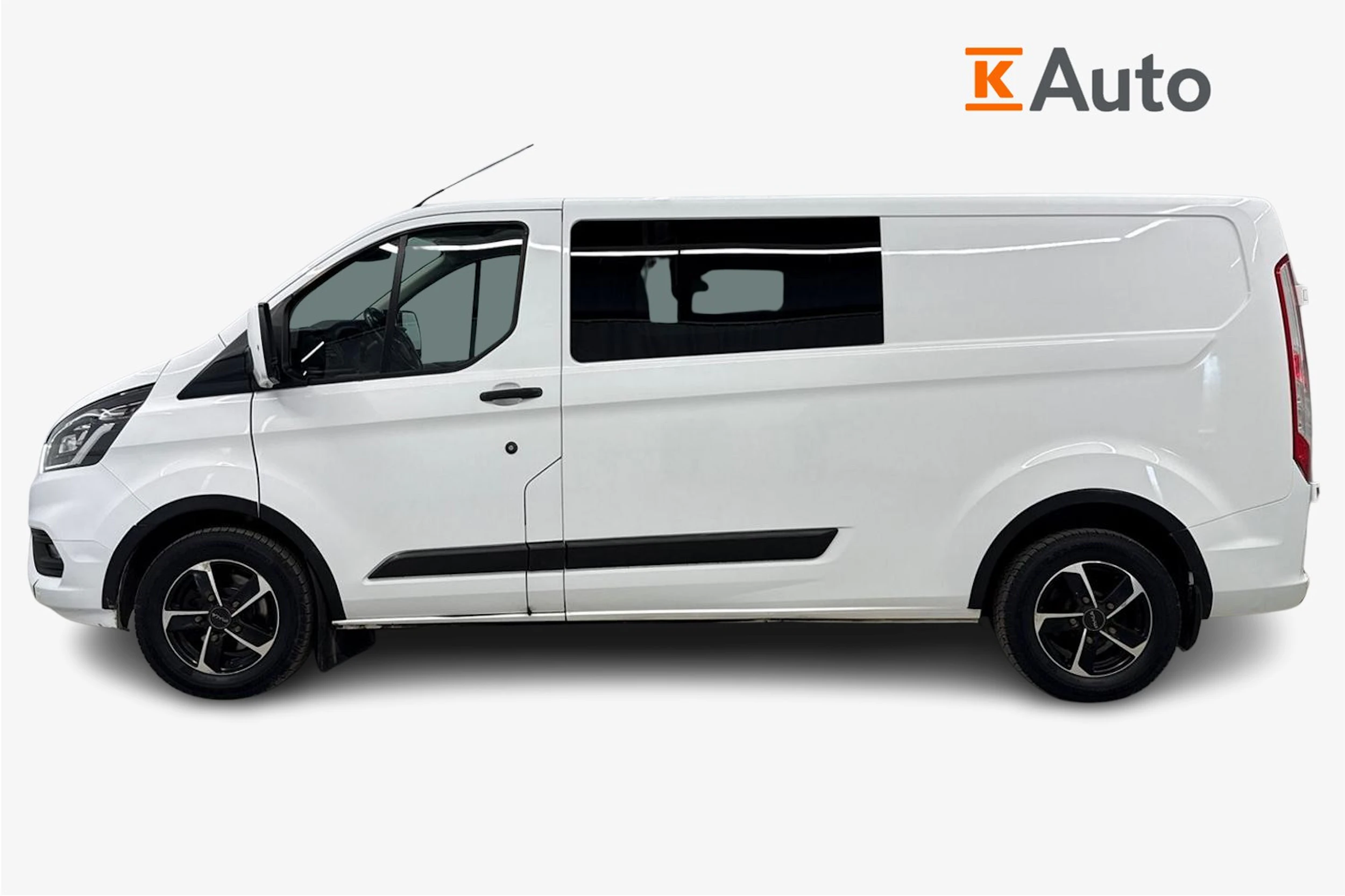 valkoinen Ford Transit Custom 2018 kuva 5.