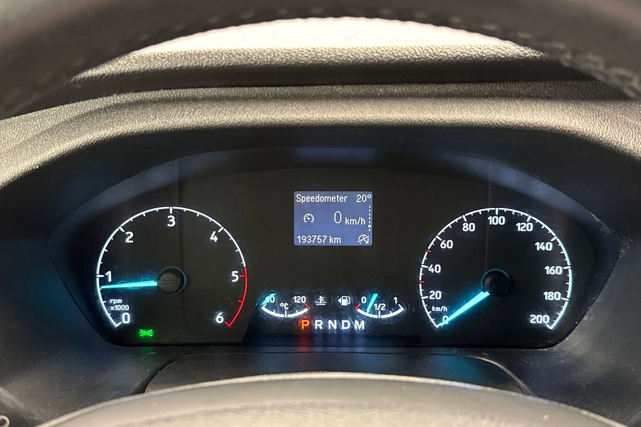 valkoinen Ford Transit Custom 2018 kuva 13.